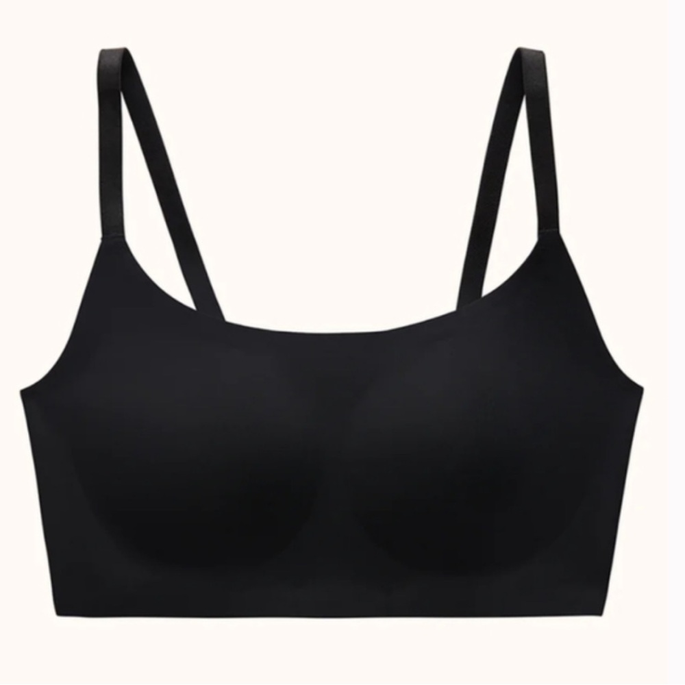Seamless Black Bralette